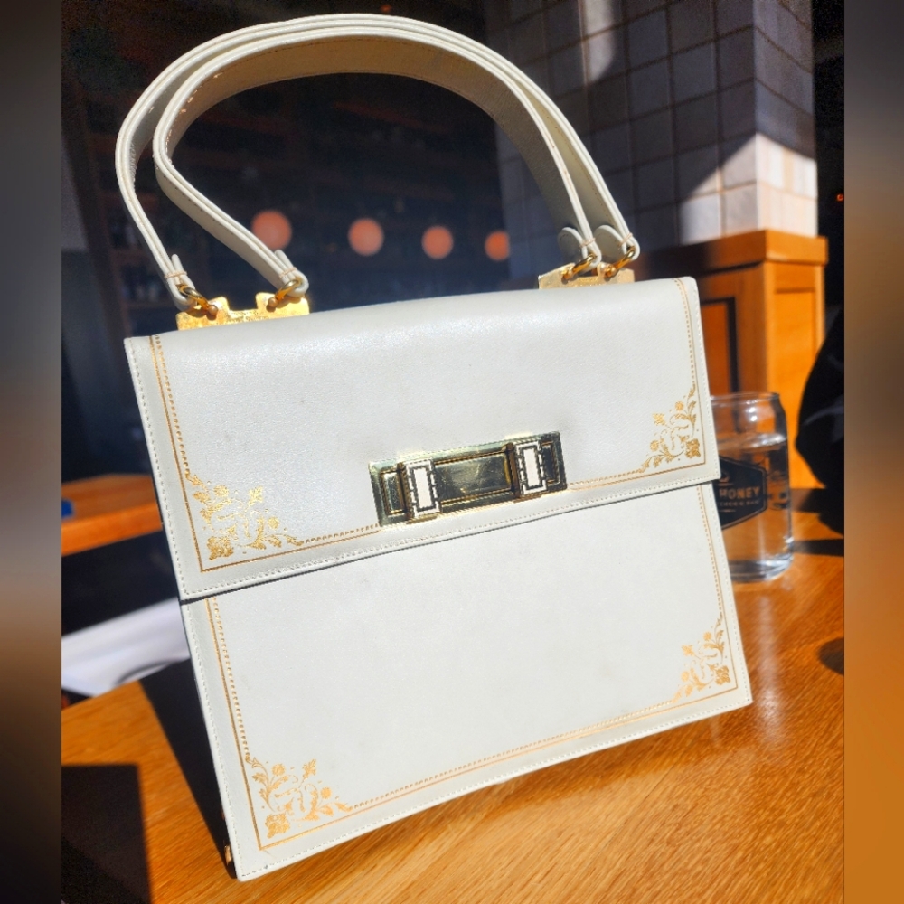 KVH vintage Italian purse